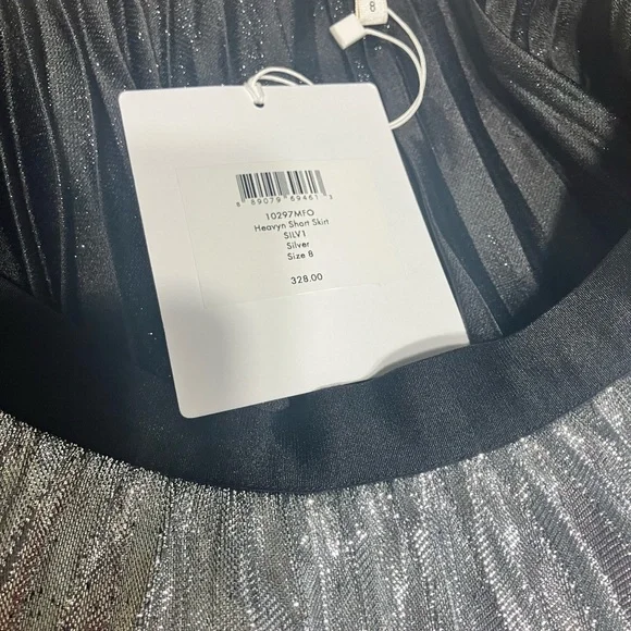 NWT DVF Pleated Metallic Silver Skirt Black Stretch Waistband - Picture 4 of 4